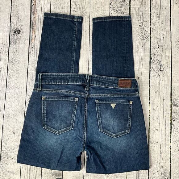 GUESS Cropped Cigarette Jeans - Picture 2 of 7